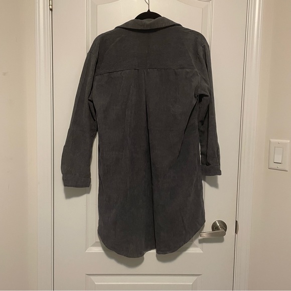Grey corduroy oversized button up - Picture 2 of 2
